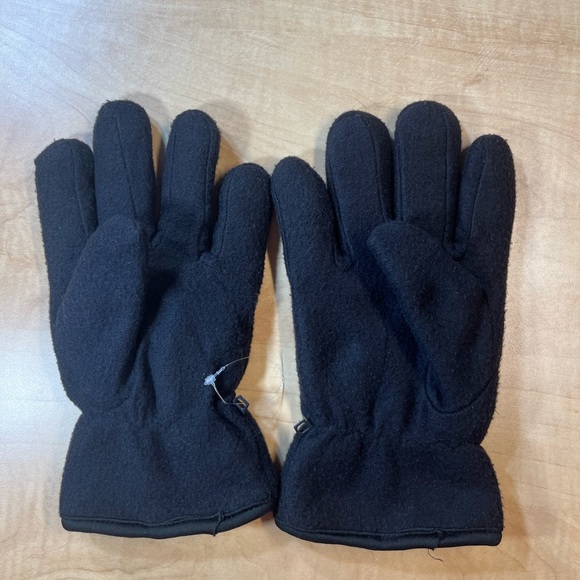 American Flag Embroidered Men's Black Polyester Soft Gloves - Picture 3 of 6